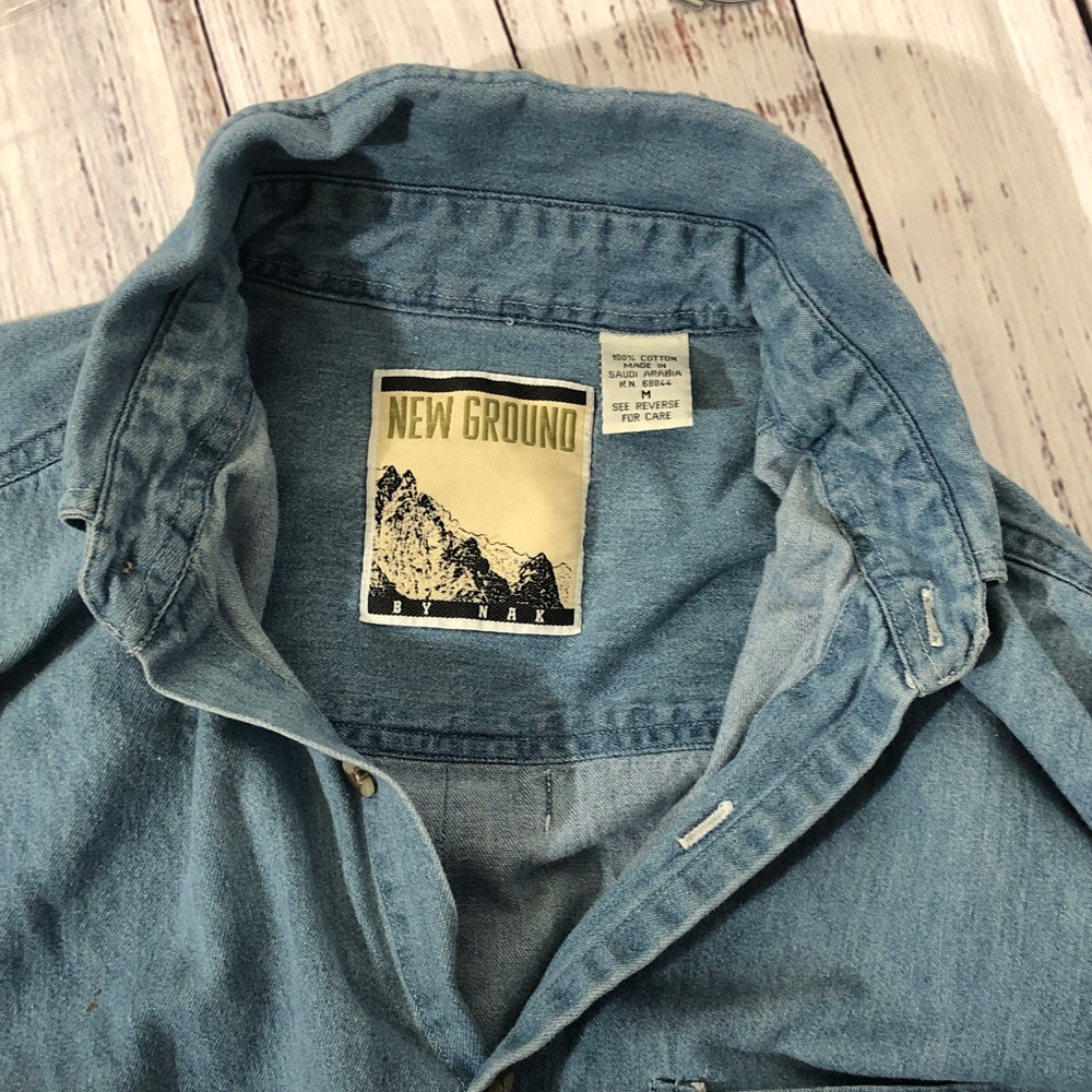 New Ground by NAK Blue Denim Button-Up Long sleeve jean Shirt size medium unisex